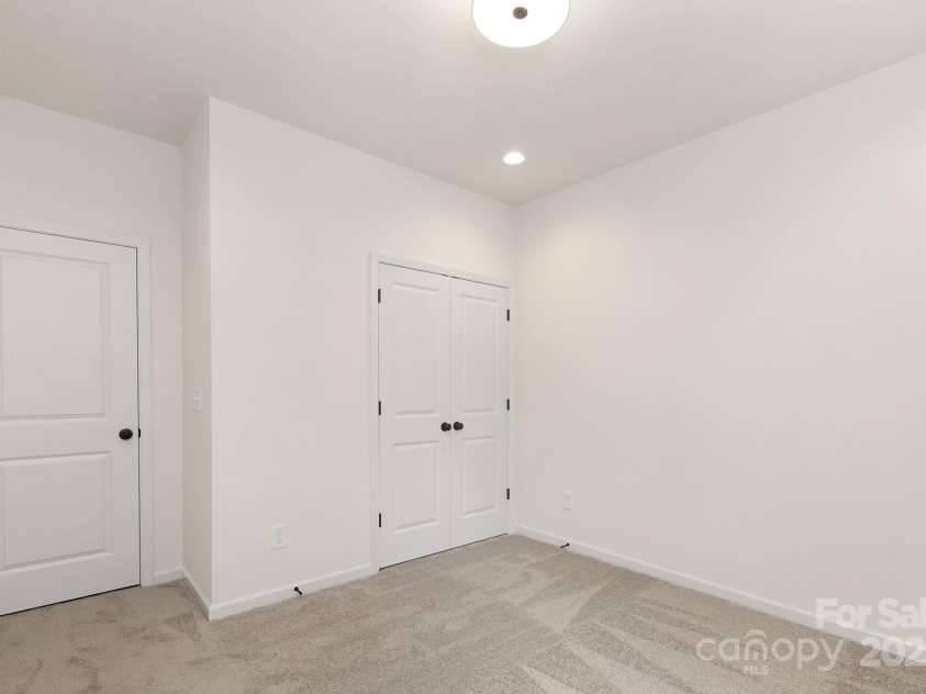 1156 Nations Drive, Charlotte, NC 28217.  MLS# CAR4225310, YatesRealty ID 3384. Representation