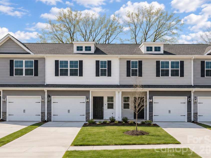 5949 Wallace Avenue, Charlotte, NC 28227.  MLS# CAR4349052, YatesRealty ID 3384. 