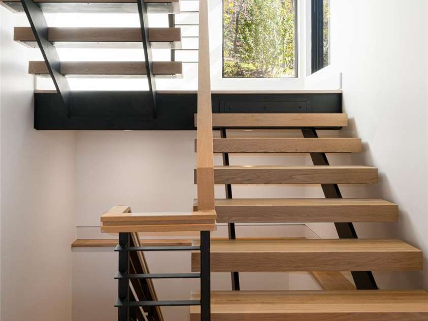 371 Oklahoma Road, Montreat, NC 28757.  MLS# CAR4319901, YatesRealty ID 33840. 