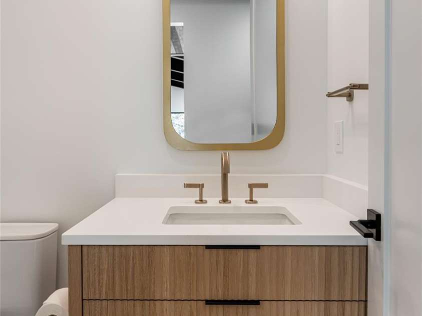 371 Oklahoma Road, Montreat, NC 28757.  MLS# CAR4319901, YatesRealty ID 33840. 