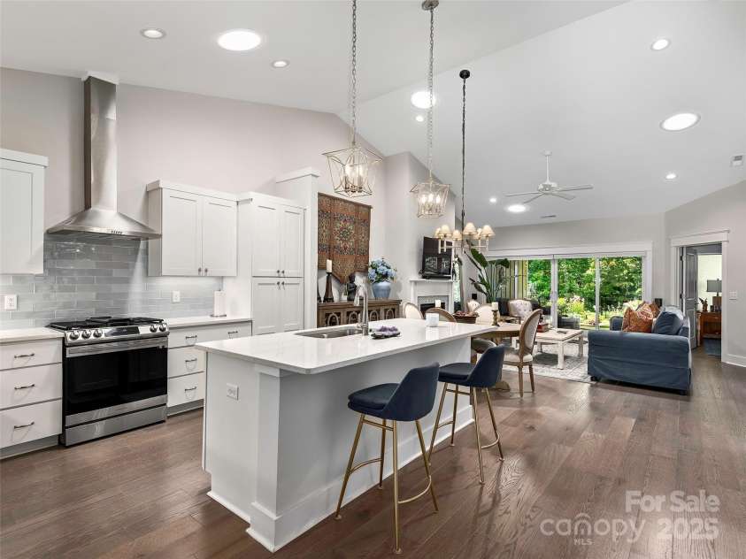 31 Cozy Cottage Way, Arden, NC 28704.  MLS# CAR4281542, YatesRealty ID 33841. 