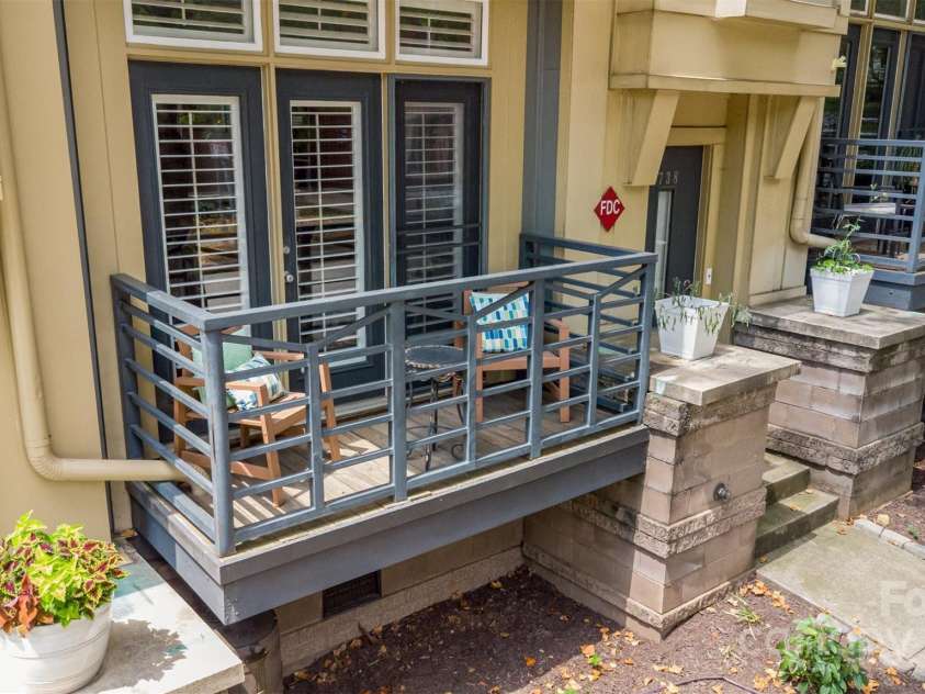 740 Garden District Drive, Charlotte, NC 28202.  MLS# CAR4283797, YatesRealty ID 33842. Lovely balcony to enjoy your morning coffee!
