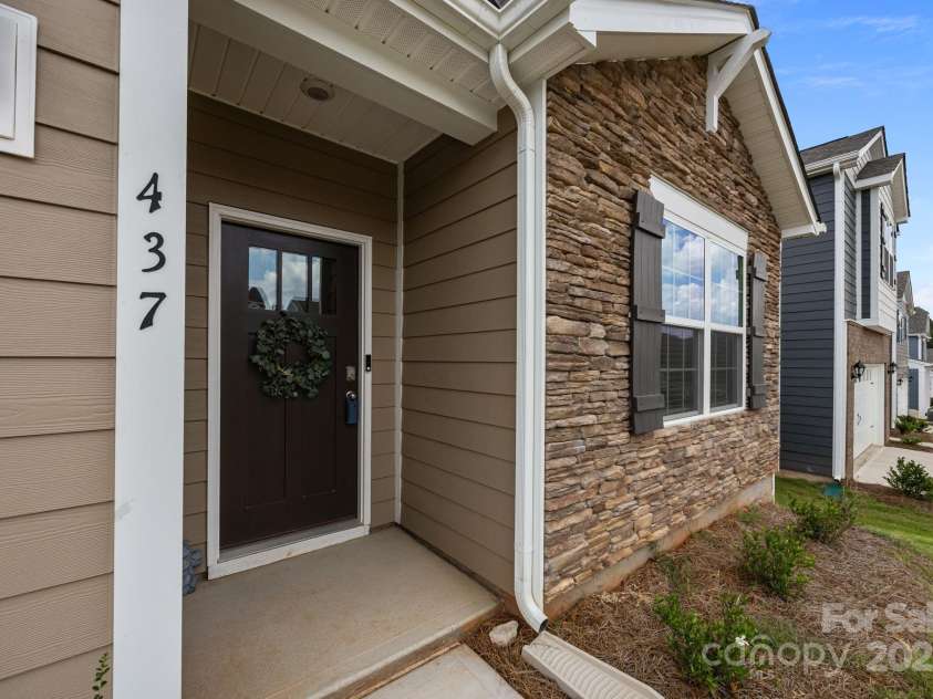 437 Court House Avenue, York, SC 29745.  MLS# CAR4283963, YatesRealty ID 33843. 