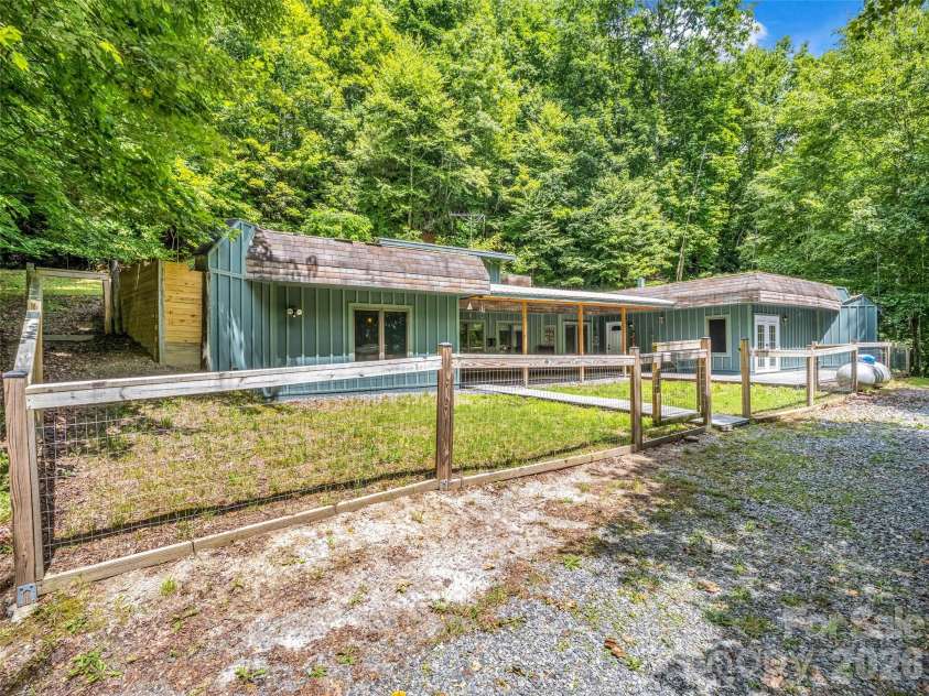 707 Cascade Trail, Pisgah Forest, NC 28768.  MLS# CAR4397276, YatesRealty ID 33844. 
