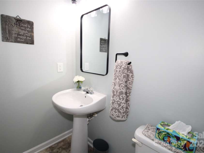 7853 Sullivans Trace Drive, Charlotte, NC 28217.  MLS# CAR4287615, YatesRealty ID 33846. Powder