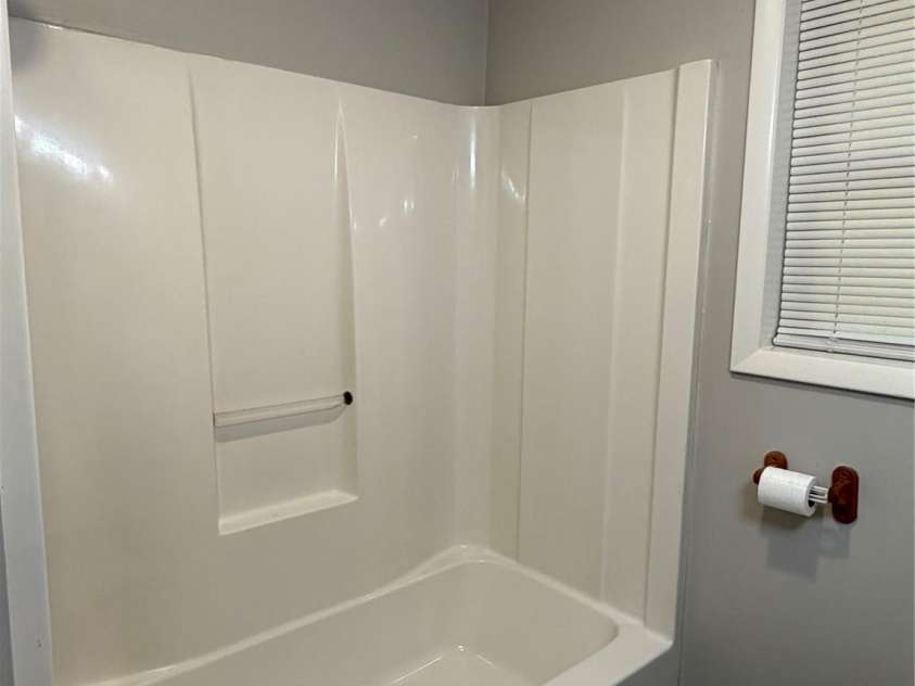 901 Ridgecrest Drive, Lenoir, NC 28645.  MLS# CAR4393787, YatesRealty ID 33846. 