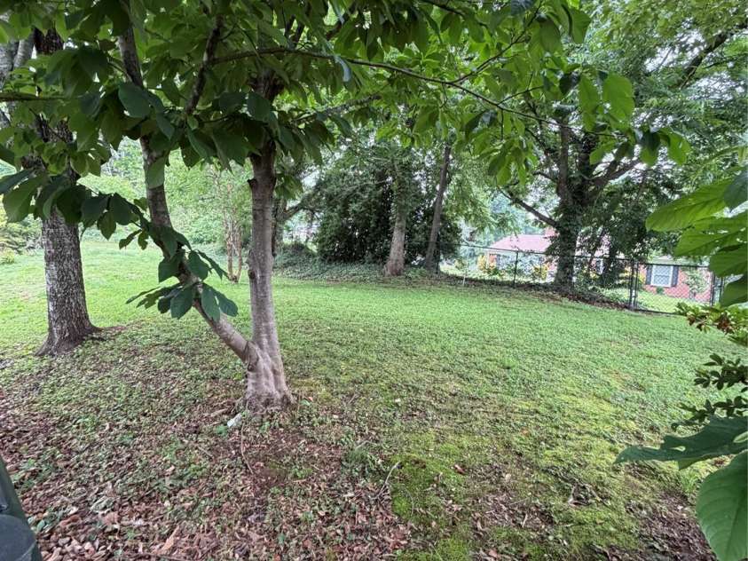 901 Ridgecrest Drive, Lenoir, NC 28645.  MLS# CAR4393787, YatesRealty ID 33846. 
