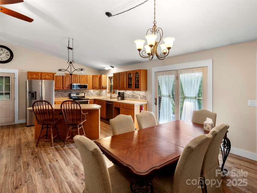 303 Brightwater Heights Drive, Hendersonville, NC 28791.  MLS# CAR4288551, YatesRealty ID 33847. 