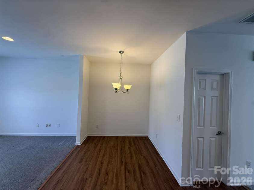 9956 Kings Parade Boulevard, Charlotte, NC 28273.  MLS# CAR4396832, YatesRealty ID 33849. 