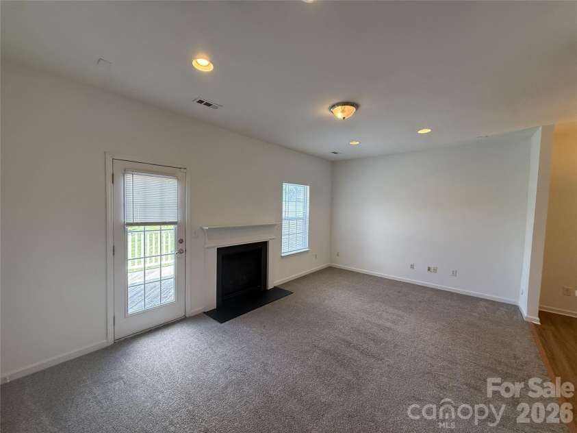 9956 Kings Parade Boulevard, Charlotte, NC 28273.  MLS# CAR4396832, YatesRealty ID 33849. 