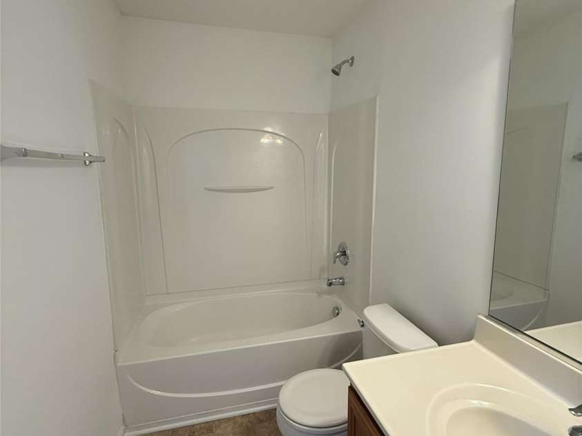 9956 Kings Parade Boulevard, Charlotte, NC 28273.  MLS# CAR4396832, YatesRealty ID 33849. 