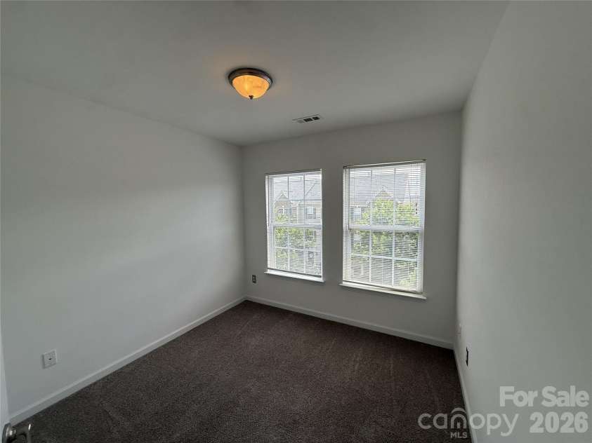 9956 Kings Parade Boulevard, Charlotte, NC 28273.  MLS# CAR4396832, YatesRealty ID 33849. 