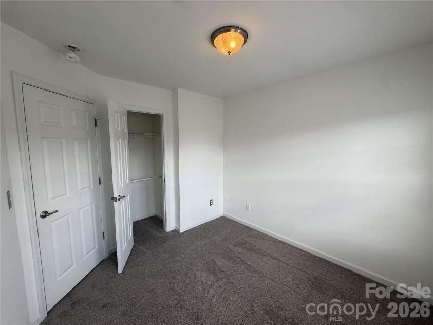 9956 Kings Parade Boulevard, Charlotte, NC 28273.  MLS# CAR4396832, YatesRealty ID 33849. 
