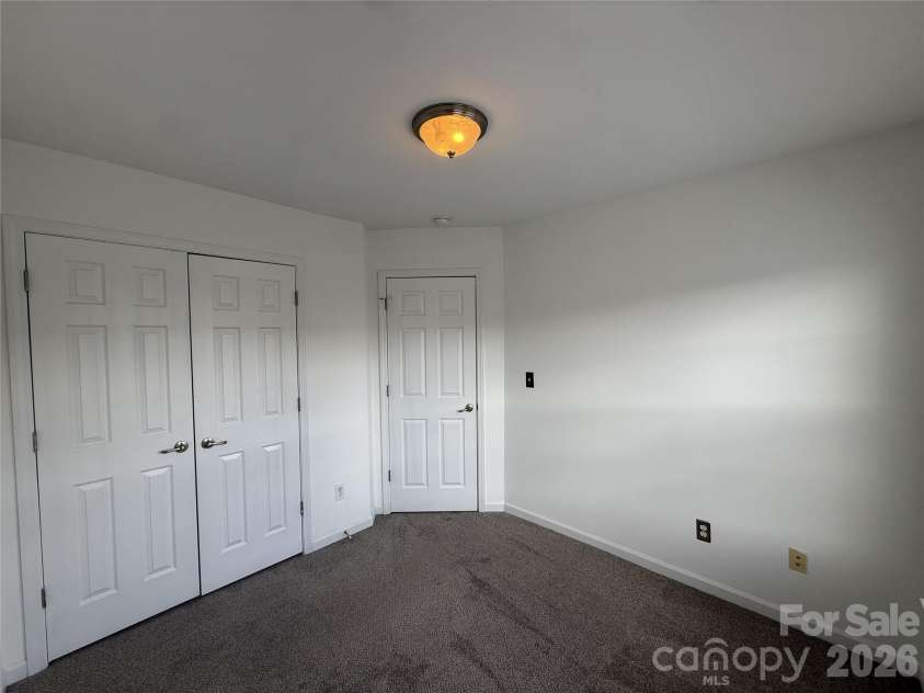 9956 Kings Parade Boulevard, Charlotte, NC 28273.  MLS# CAR4396832, YatesRealty ID 33849. 