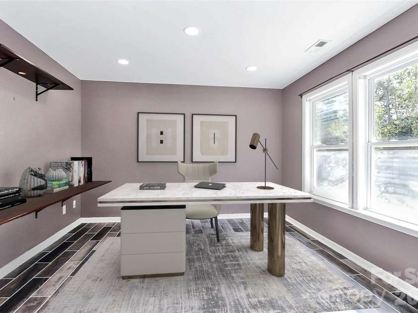 15705 Lakepoint Forest Drive, Charlotte, NC 28278.  MLS# CAR4308712, YatesRealty ID 3385. Virtually staged