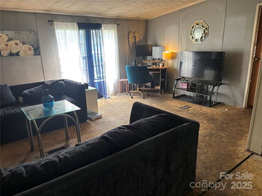 1674 Froebe Drive, Lancaster, SC 29720.  MLS# CAR4300564, YatesRealty ID 3385. 