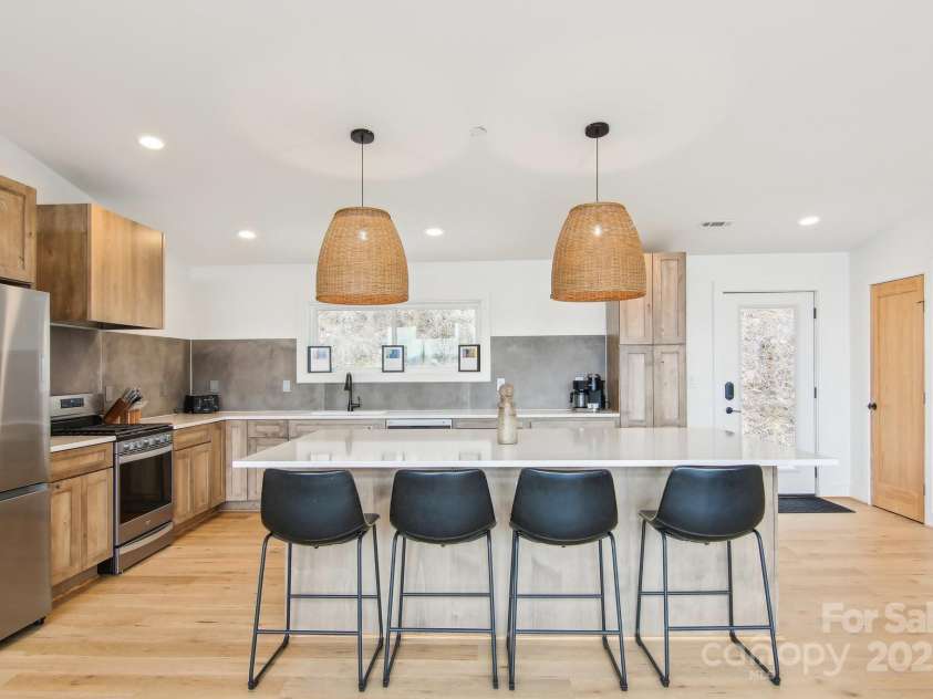 584 Walnut Cove Ridge, Bryson City, NC 28713.  MLS# CAR4232880, YatesRealty ID 3385. 