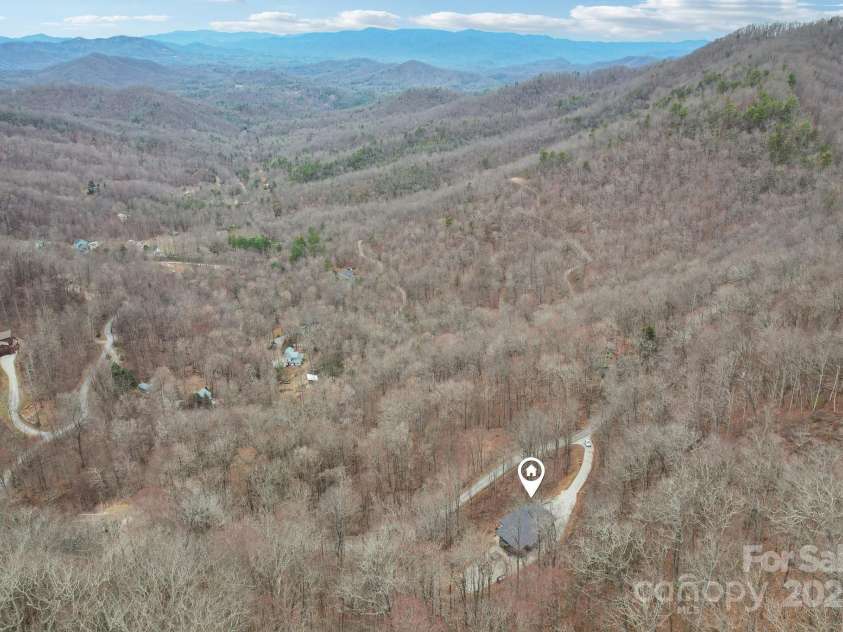 584 Walnut Cove Ridge, Bryson City, NC 28713.  MLS# CAR4232880, YatesRealty ID 3385. 