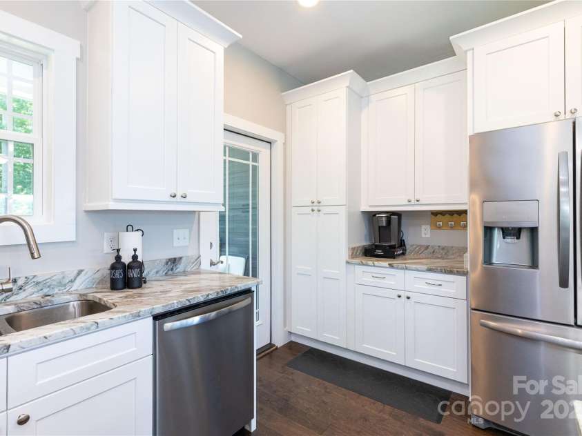 235 Olivet Lane, Fletcher, NC 28732.  MLS# CAR4287194, YatesRealty ID 33850. 