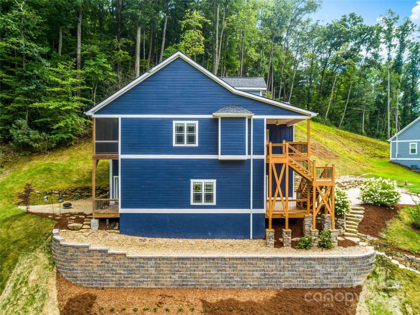 235 Olivet Lane, Fletcher, NC 28732.  MLS# CAR4287194, YatesRealty ID 33850. 
