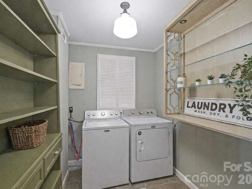 5545 Pine Ridge Drive, Connelly Springs, NC 28612.  MLS# CAR4344436, YatesRealty ID 33850. Laundry Room/Pantry
