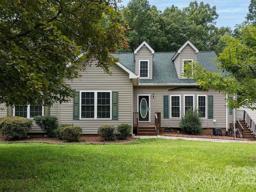 366 Lakehurst Farm Road, Norwood, NC 28128.  MLS# CAR4289569, YatesRealty ID 33851. 