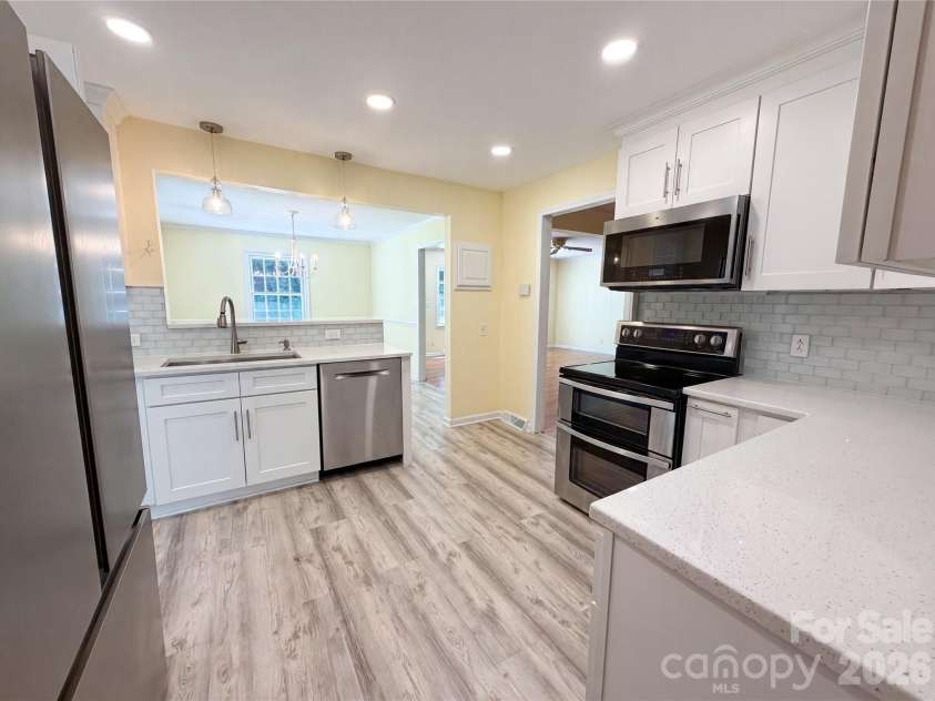 501 Derby Court, Gastonia, NC 28054.  MLS# CAR4397339, YatesRealty ID 33851. 