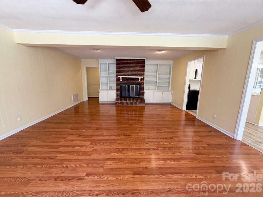 501 Derby Court, Gastonia, NC 28054.  MLS# CAR4397339, YatesRealty ID 33851. 