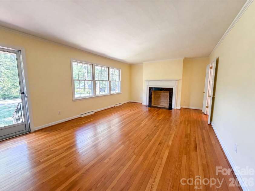 501 Derby Court, Gastonia, NC 28054.  MLS# CAR4397339, YatesRealty ID 33851. 