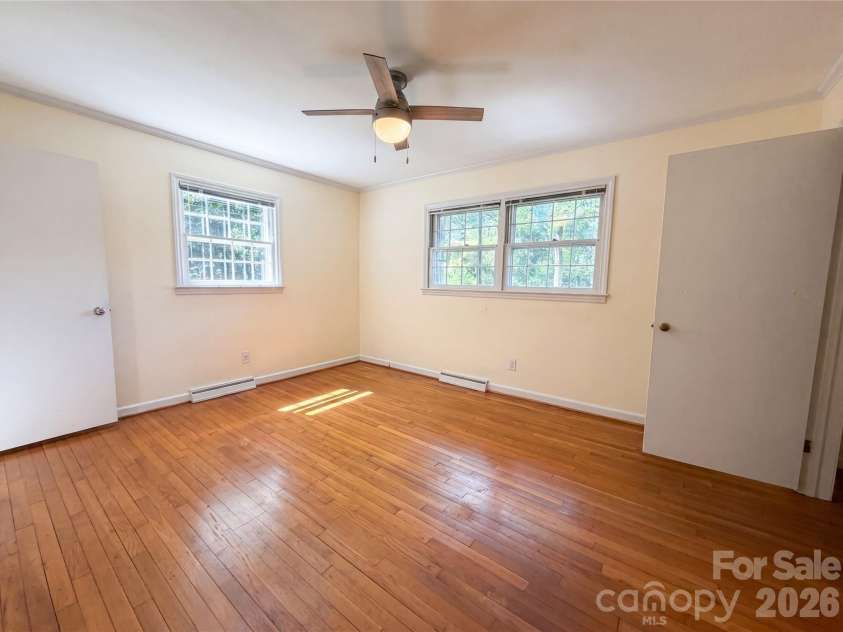 501 Derby Court, Gastonia, NC 28054.  MLS# CAR4397339, YatesRealty ID 33851. 