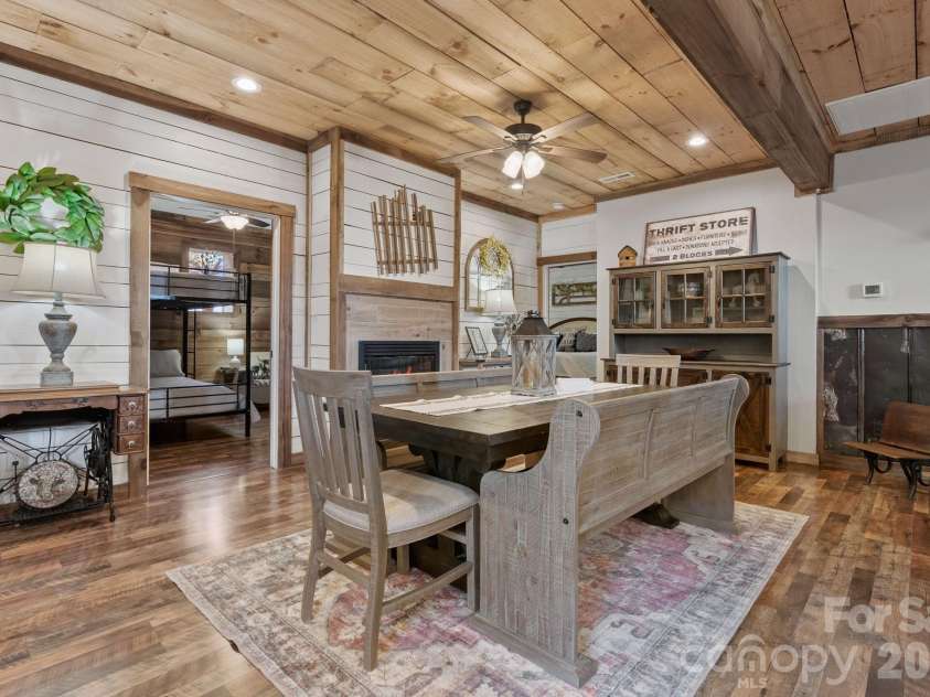 615 Don Felmet Road, Marshall, NC 28753.  MLS# CAR4391093, YatesRealty ID 33852. Dining area
