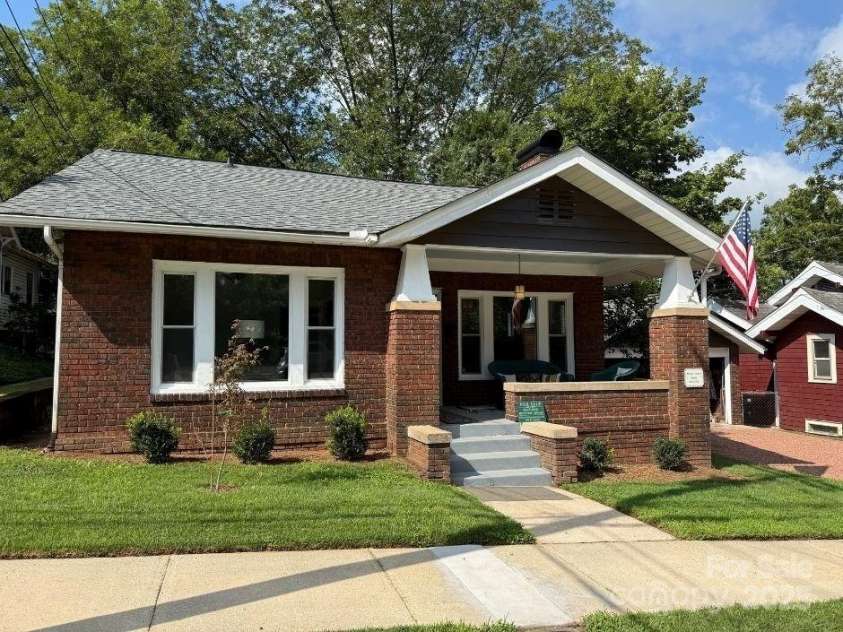 113 Miller Street, Salisbury, NC 28144.  MLS# CAR4291141, YatesRealty ID 33853. 