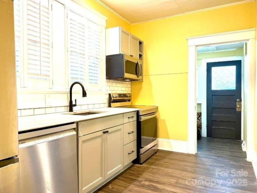 113 Miller Street, Salisbury, NC 28144.  MLS# CAR4291141, YatesRealty ID 33853. 