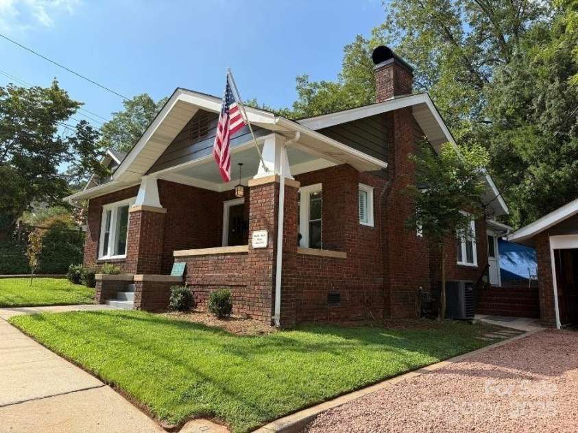 113 Miller Street, Salisbury, NC 28144.  MLS# CAR4291141, YatesRealty ID 33853. 