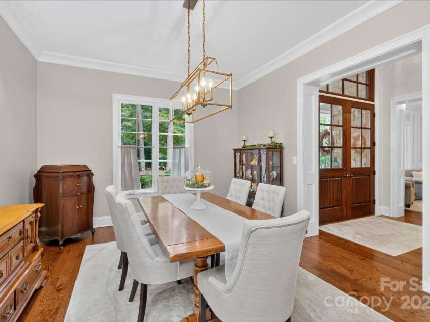 10535 Island Point Road, Charlotte, NC 28278.  MLS# CAR4290819, YatesRealty ID 33854. 