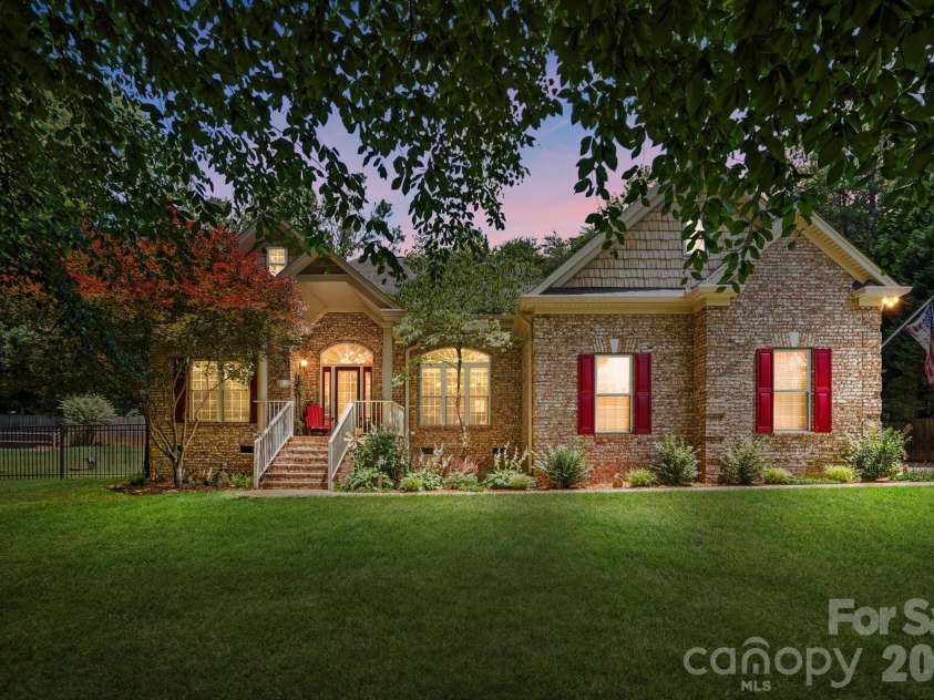 4342 Harbor Watch Drive, Denver, NC 28037.  MLS# CAR4393232, YatesRealty ID 33854. 