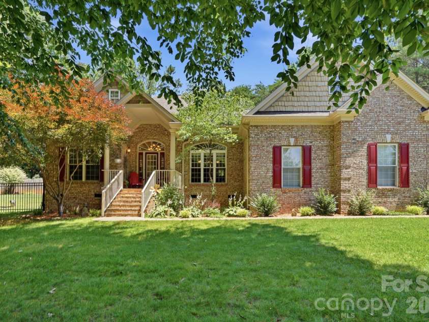 4342 Harbor Watch Drive, Denver, NC 28037.  MLS# CAR4393232, YatesRealty ID 33854. 