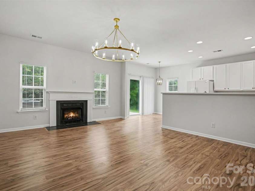 912 Little Creek Drive, Fort Mill, SC 29715.  MLS# CAR4392558, YatesRealty ID 33855. 