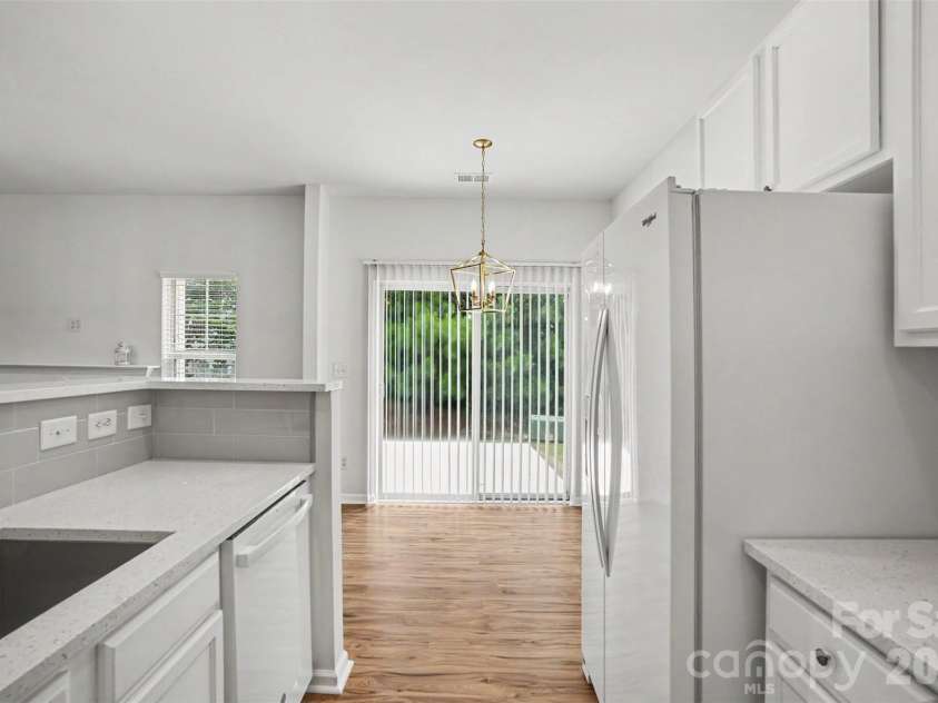 912 Little Creek Drive, Fort Mill, SC 29715.  MLS# CAR4392558, YatesRealty ID 33855. 