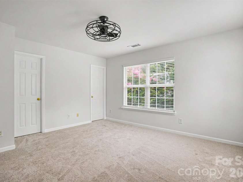 912 Little Creek Drive, Fort Mill, SC 29715.  MLS# CAR4392558, YatesRealty ID 33855. 