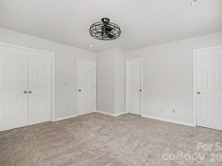 912 Little Creek Drive, Fort Mill, SC 29715.  MLS# CAR4392558, YatesRealty ID 33855. 