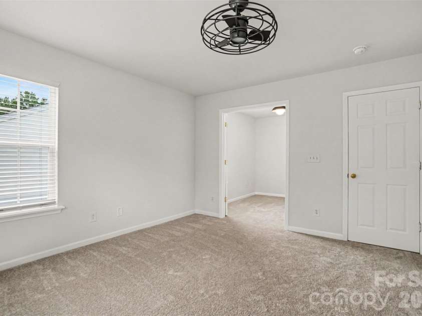 912 Little Creek Drive, Fort Mill, SC 29715.  MLS# CAR4392558, YatesRealty ID 33855. 