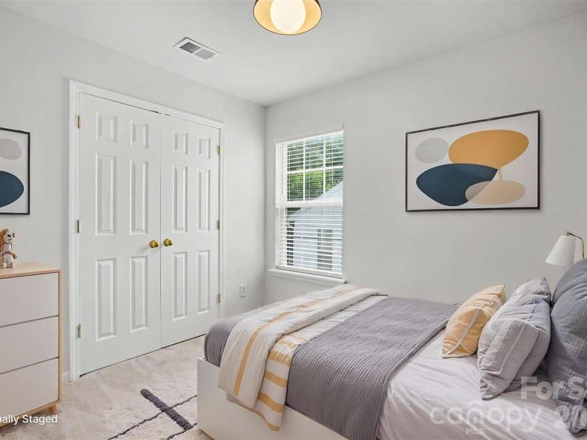 912 Little Creek Drive, Fort Mill, SC 29715.  MLS# CAR4392558, YatesRealty ID 33855. 