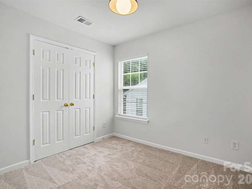 912 Little Creek Drive, Fort Mill, SC 29715.  MLS# CAR4392558, YatesRealty ID 33855. 