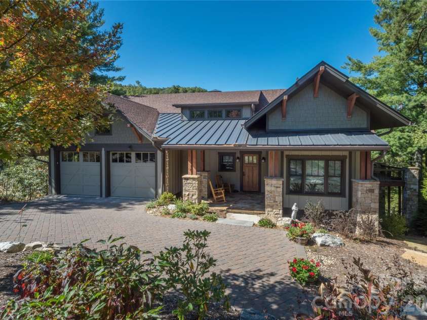 16 Panther Gap Road, Black Mountain, NC 28711.  MLS# CAR4358211, YatesRealty ID 33857. 