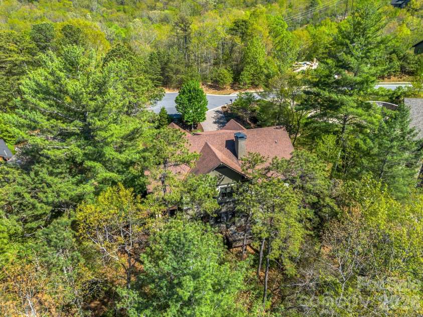 16 Panther Gap Road, Black Mountain, NC 28711.  MLS# CAR4358211, YatesRealty ID 33857. 