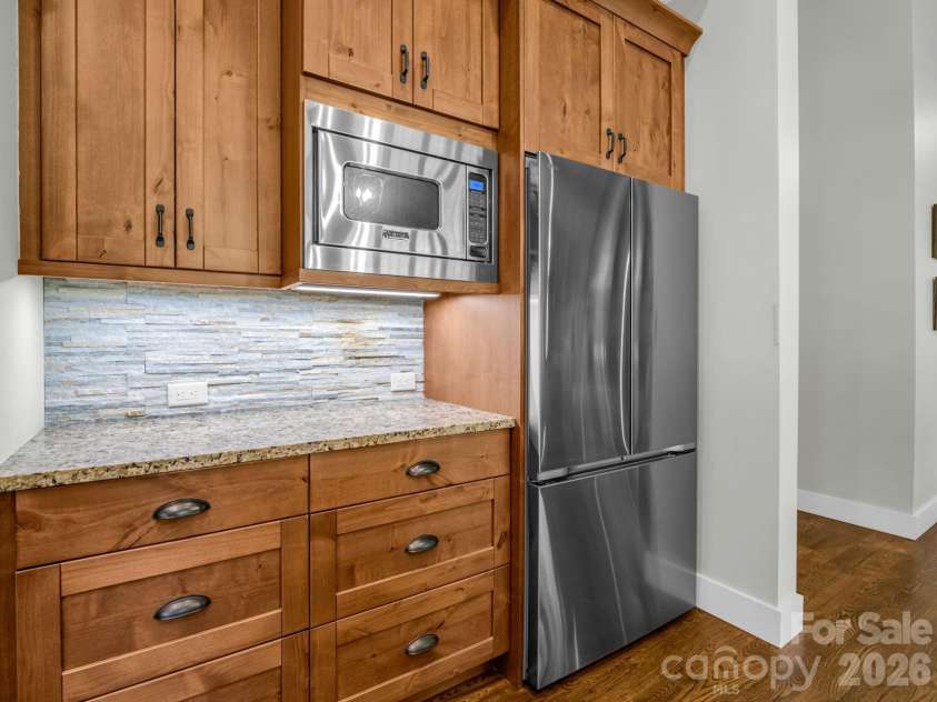 16 Panther Gap Road, Black Mountain, NC 28711.  MLS# CAR4358211, YatesRealty ID 33857. 