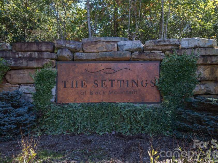 16 Panther Gap Road, Black Mountain, NC 28711.  MLS# CAR4358211, YatesRealty ID 33857. 