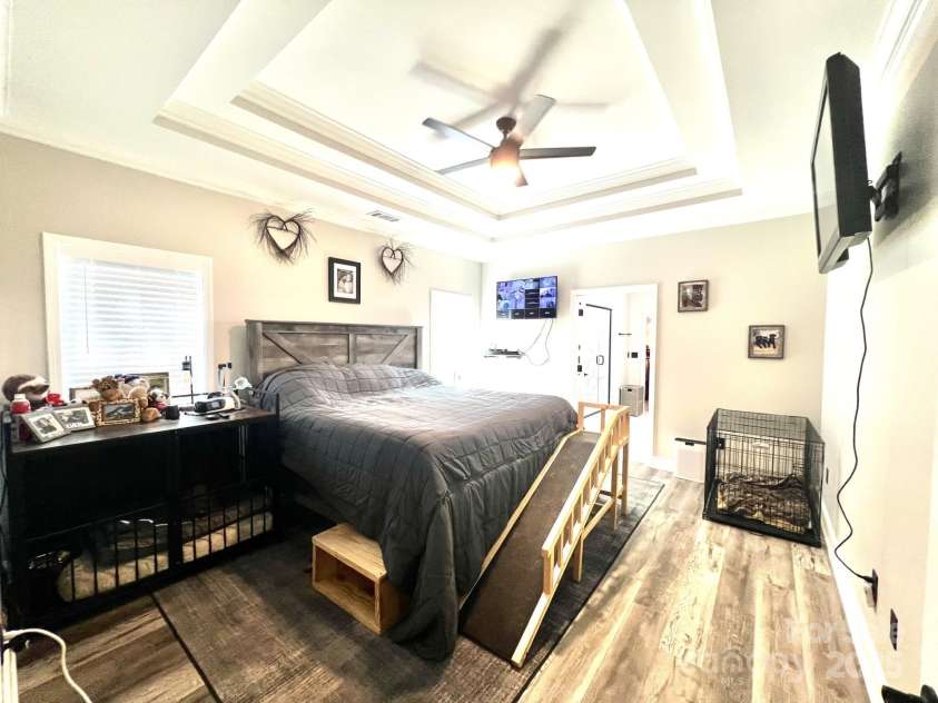 2702 Ashcroft Drive, Reidsville, NC 27320.  MLS# CAR4292229, YatesRealty ID 33857. 
