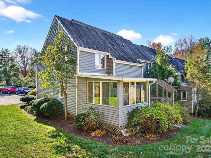 3B Lynx Drive, Black Mountain, NC 28711.  MLS# CAR4292052, YatesRealty ID 33858. Peaceful end unit